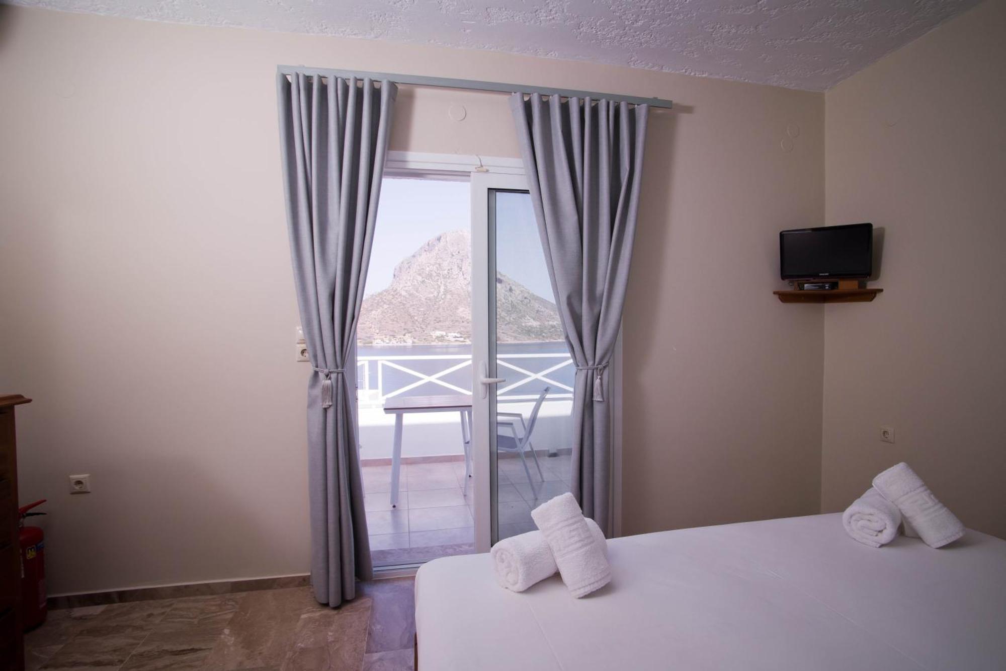 Acropolis Hotel Masouri Exterior photo