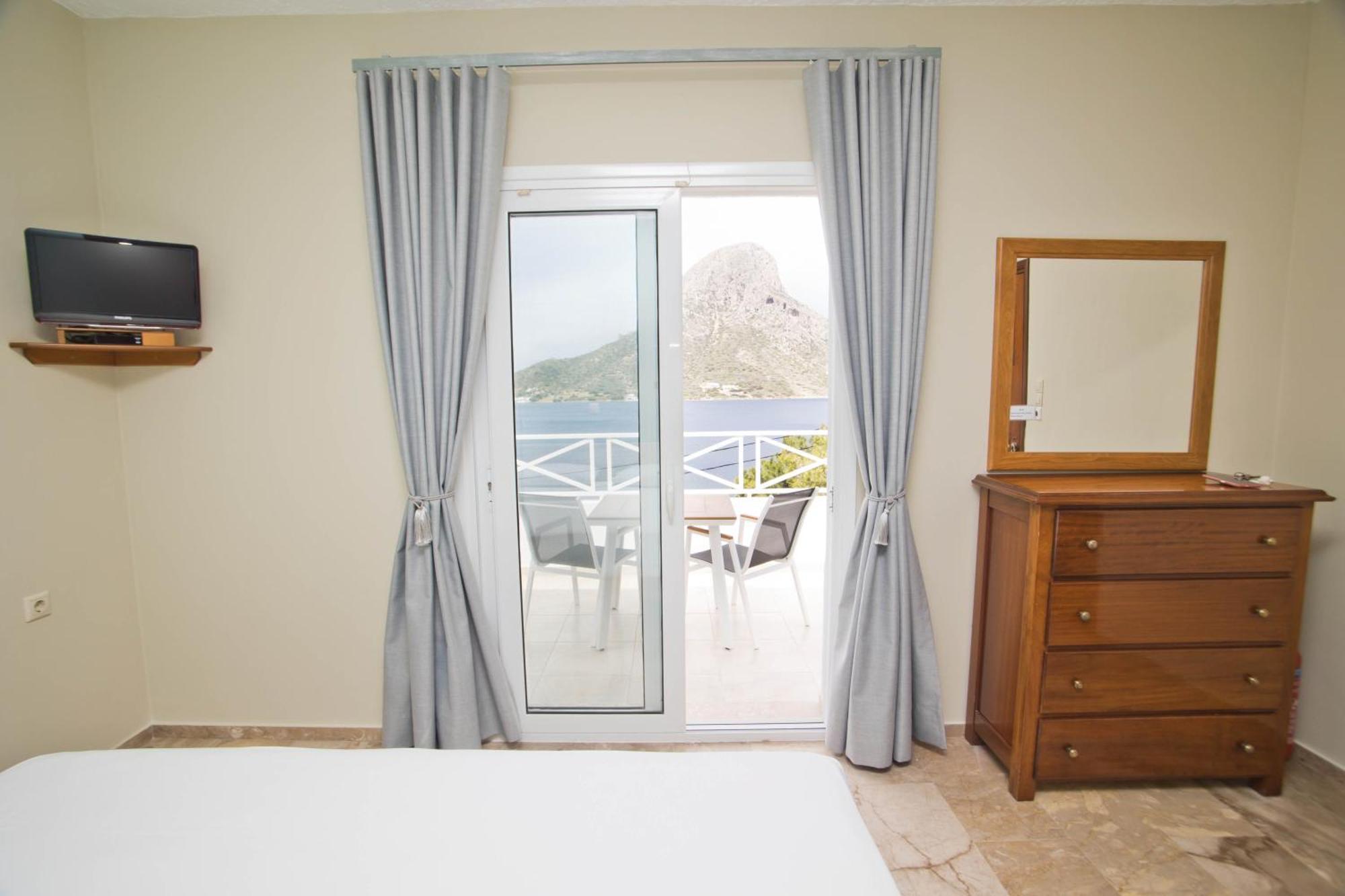 Acropolis Hotel Masouri Exterior photo